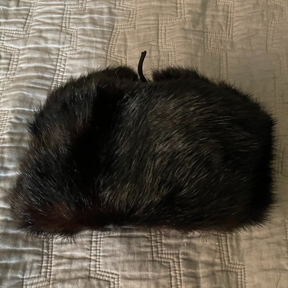 CHILDS RUSSIAN MINK HAT NWOT